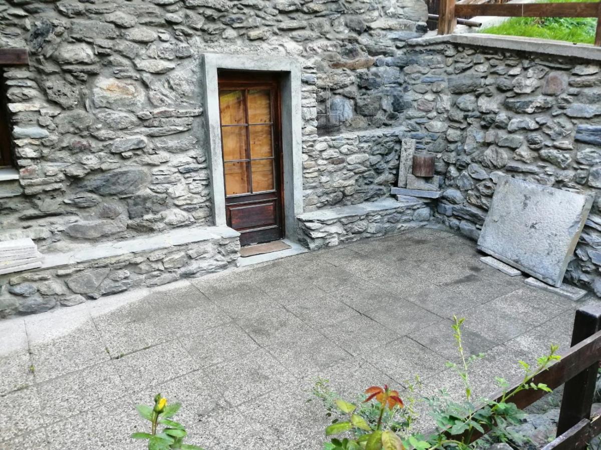 Les Cheminees La Thuile Exterior foto